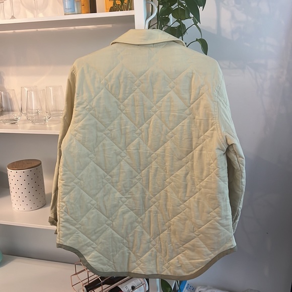 Light yellow and green quilted shacket - Picture 2 of 2
